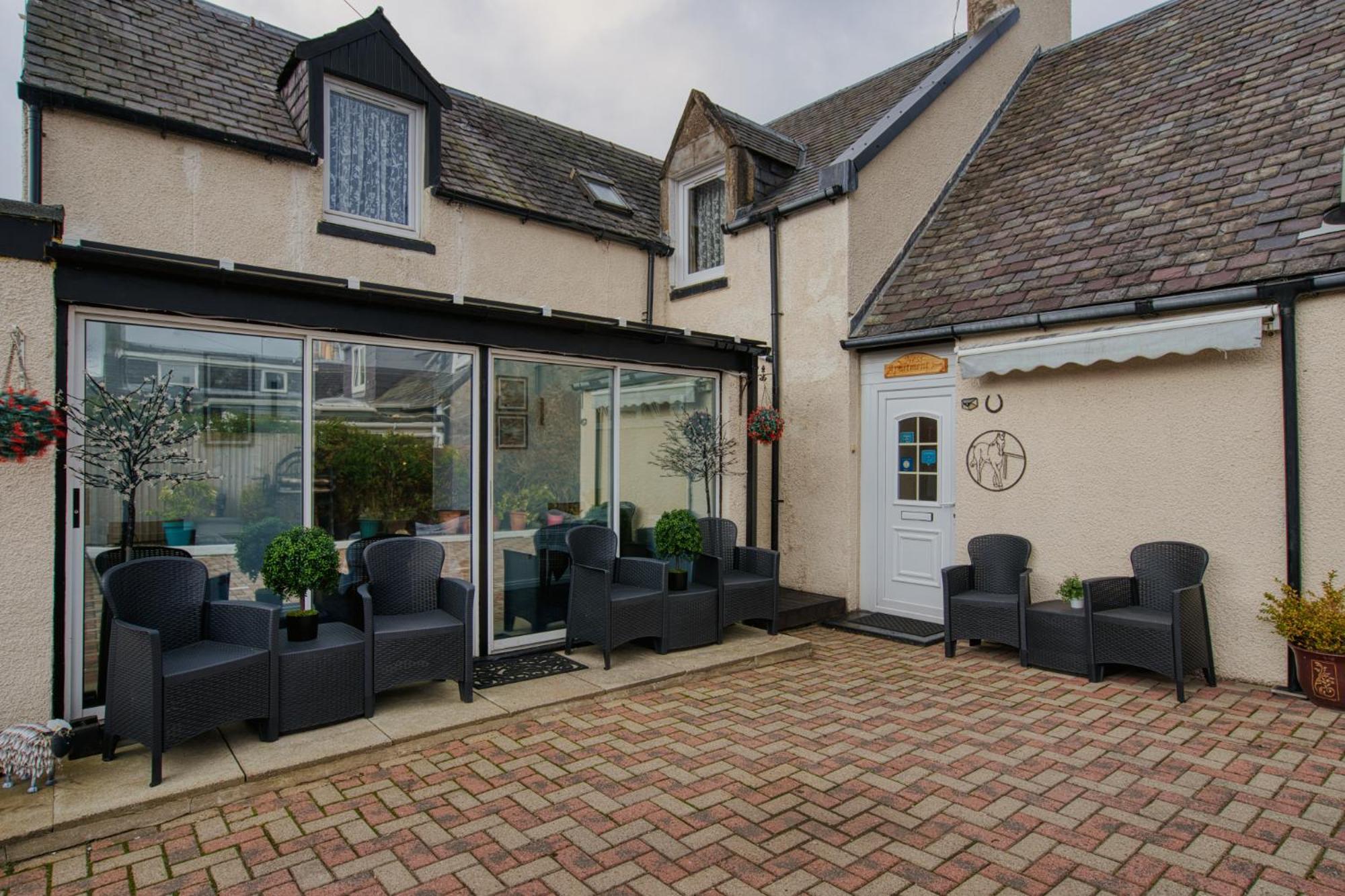 Pitfaranne Guest House Inverness Exterior foto